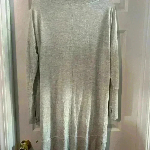 Athleta Studio Barre dress. Grey/ white. Large. Gently used. - Picture 5 of 5